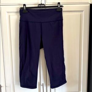 BNWOT - NAVY Lululemon Wunder Under Hi-Rise 1/2 Tight *Full-On Luxtreme 17"